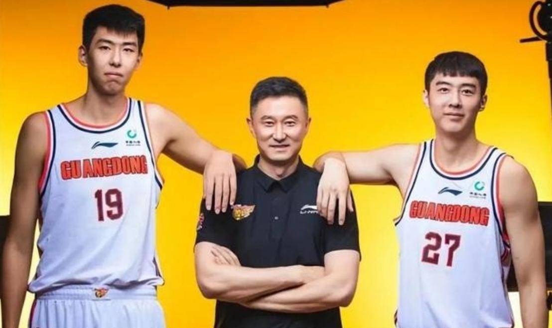 他就是去年, 顾着不成熟
