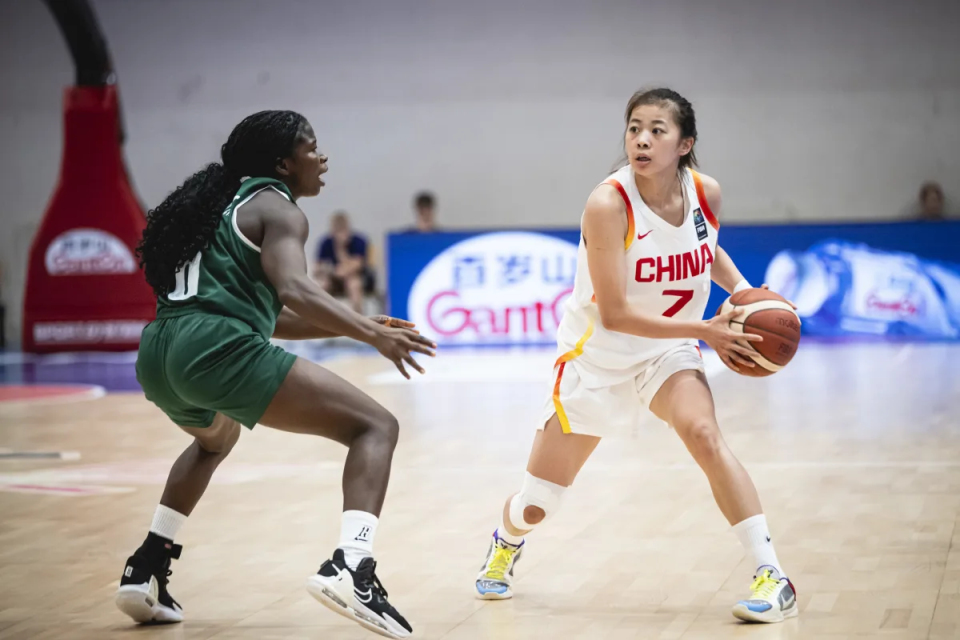 徐凤威在第, 她和姐姐分, kBkvM