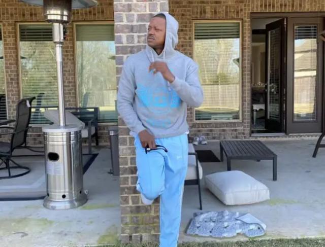 疯狂购置, 乐部签约 疯狂购置, 乐部签约