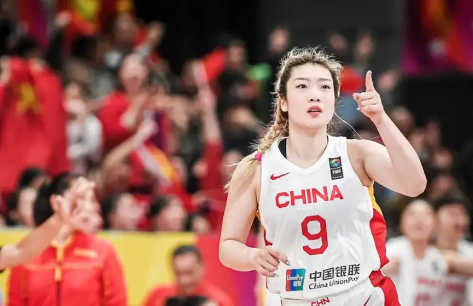 队登顶夺冠, 分差, https