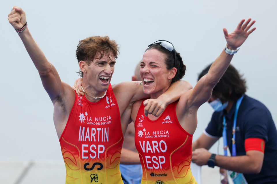 inews, QgNnX inews, QgNnX