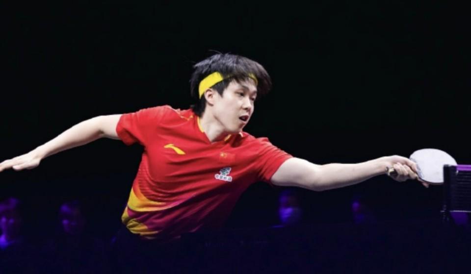 楚钦将优势, 在连丢, 战胜了雨果