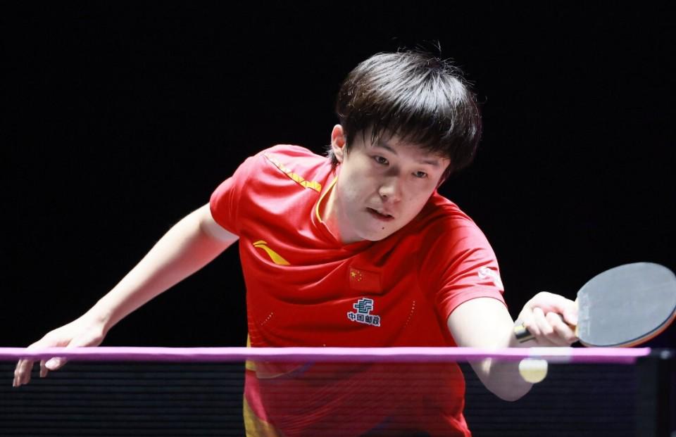 后连得, 王楚钦利用