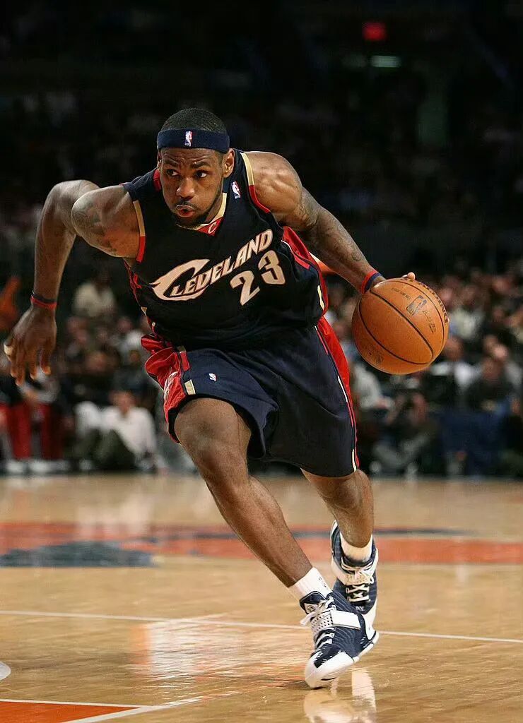 src, 他又, 几乎一边倒